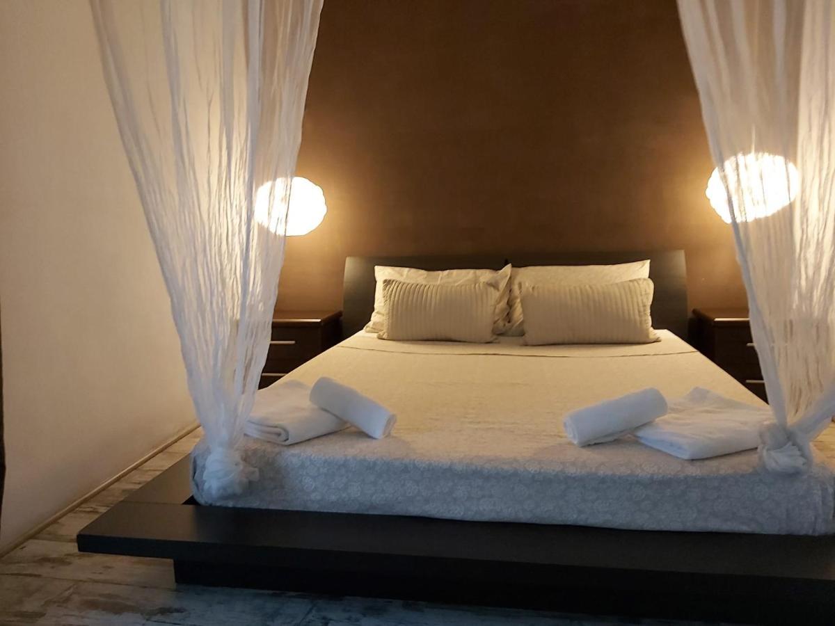 Appia Avenue 639 Hotel Rome Exterior photo