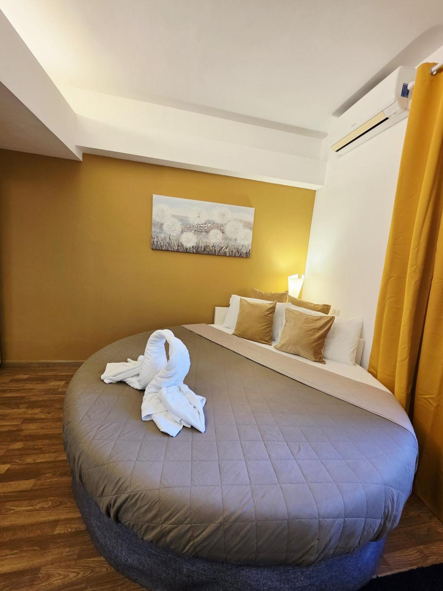 Appia Avenue 639 Hotel Rome Exterior photo